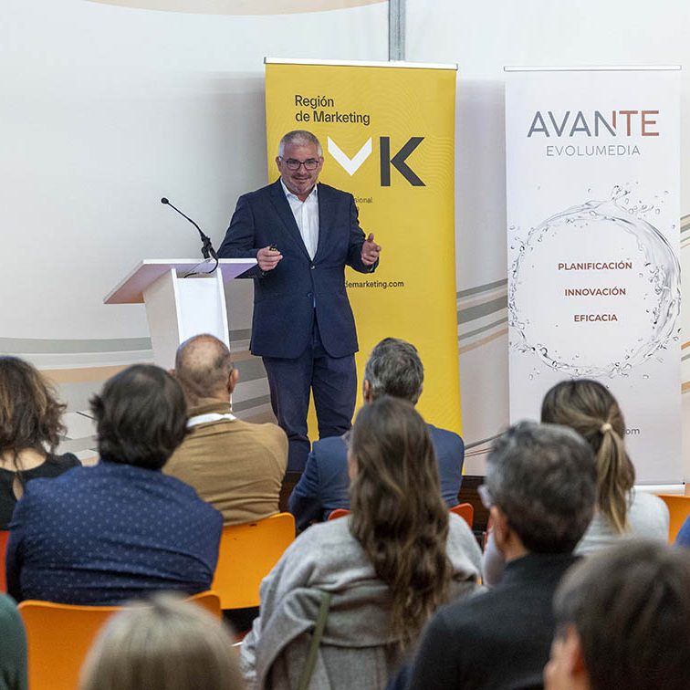 REGIÓN DE MARKETING CHARLA CON JESUS SUSO CEO AVANTE EL BATEL CARTAGENA