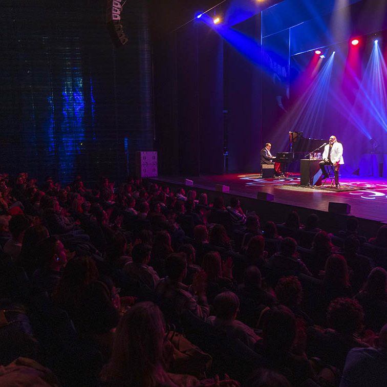 DIEGO EL CIGALA 20 AÑOS DE LÁGRIMAS NEGRAS EL BATEL CARTAGENA