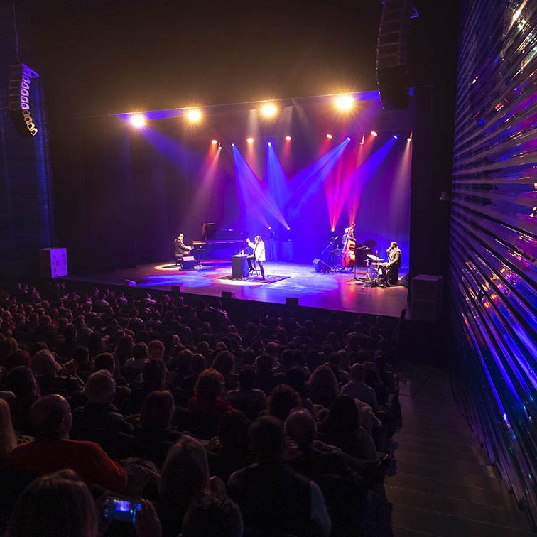 DIEGO EL CIGALA 20 AÑOS DE LÁGRIMAS NEGRAS EL BATEL CARTAGENA