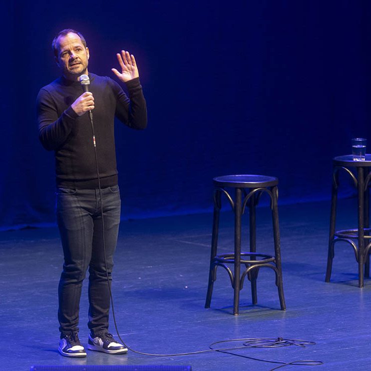 ANGEL MARTIN PRESENTA PUNTO PARA LOS LOCOS EL BATEL CARTAGENA