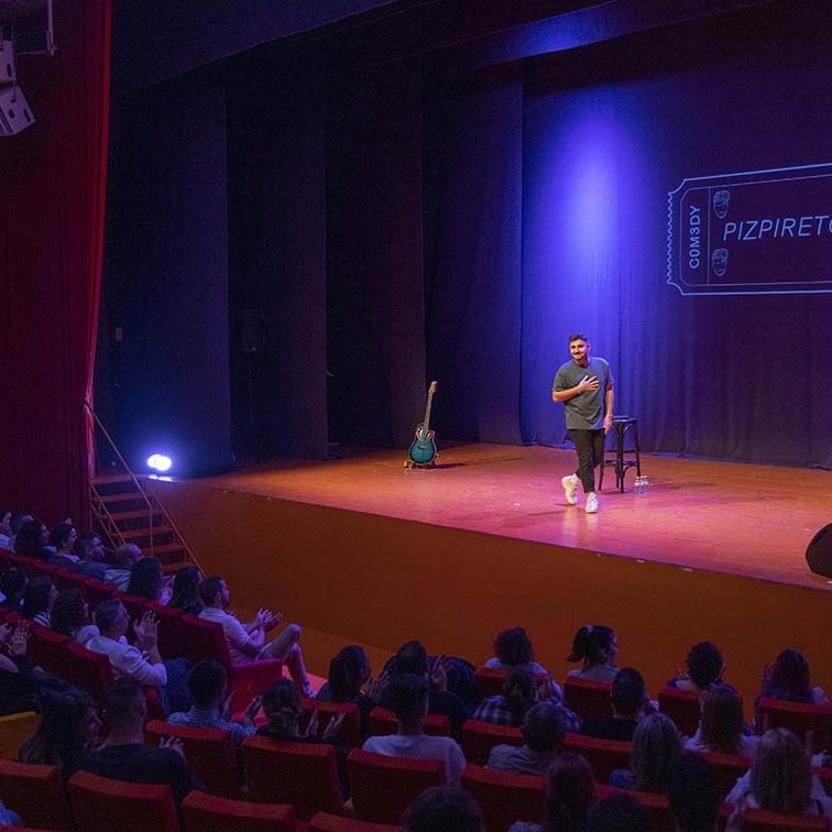 DAVID PUERTO presenta ‘PIZPIRETO’ EL BATEL CARTAGENA