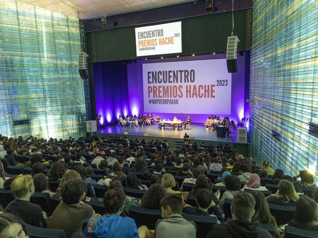 ENCUENTRO CON LOS 3 AUTORES FINALISTAS PREMIOS HACHE 2023 EL BATEL CARTAGENA