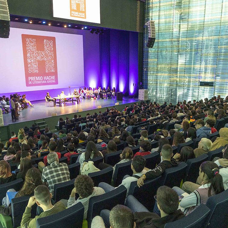 ENCUENTRO CON LOS 3 AUTORES FINALISTAS PREMIOS HACHE 2023 EL BATEL CARTAGENA