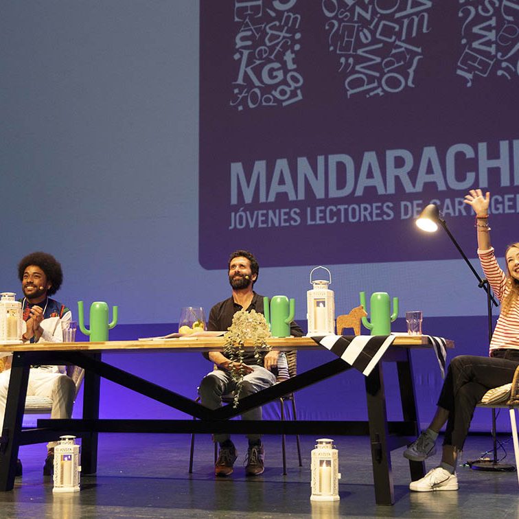 ENCUENTRO CON LOS 3 AUTORES FINALISTAS PREMIO MANDARACHE 2023 EL BATEL CARTAGENA