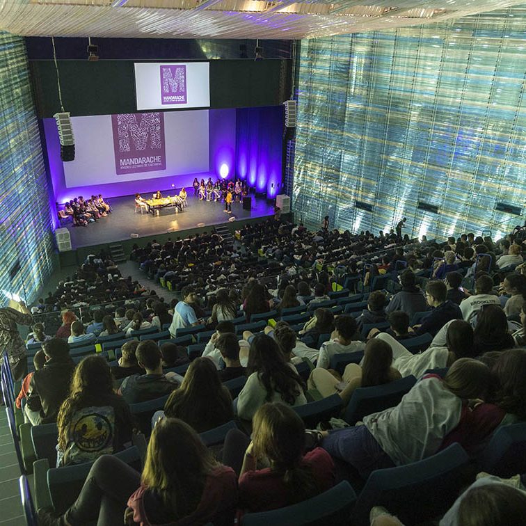 ENCUENTRO CON LOS 3 AUTORES FINALISTAS PREMIO MANDARACHE 2023 EL BATEL CARTAGENA