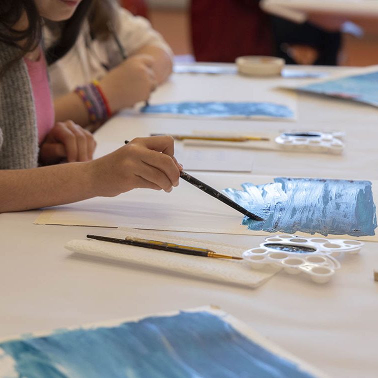 TALLER INFANTIL ‘LETTERING Y ACUARELA’ EL BATEL CARTAGENA