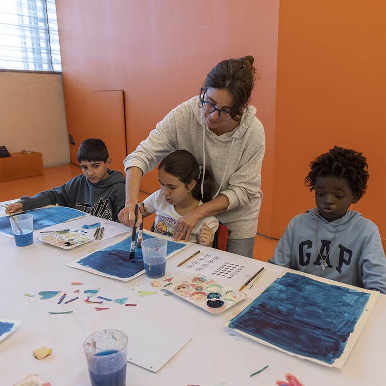 TALLER INFANTIL ‘LETTERING Y ACUARELA’ EL BATEL CARTAGENA