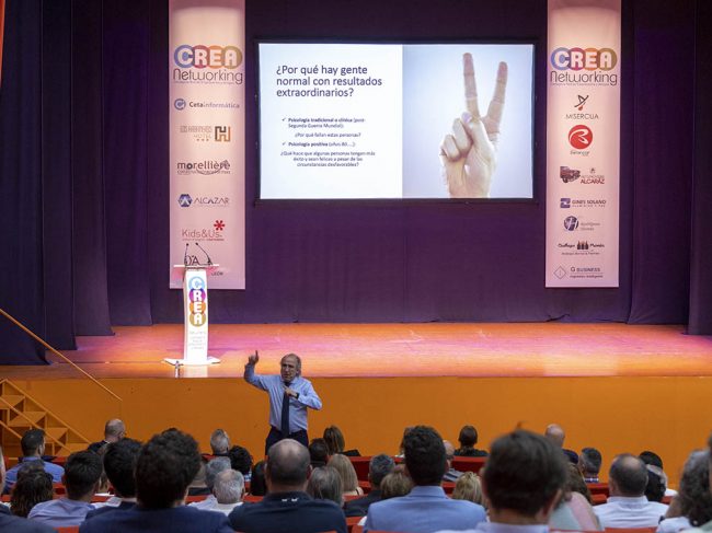 CREA NETWORKING CONFERENCIA EMILIO DURO EL BATEL CARTAGENA