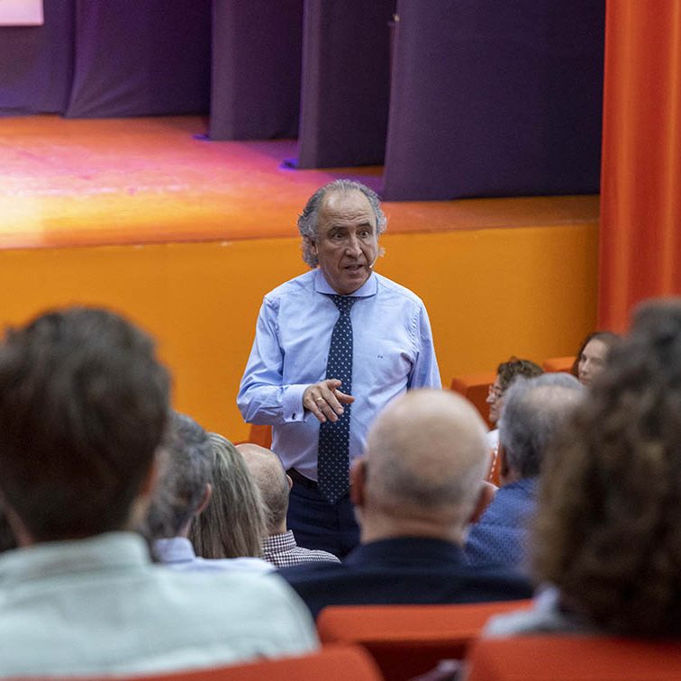 CREA NETWORKING CONFERENCIA EMILIO DURO EL BATEL CARTAGENA