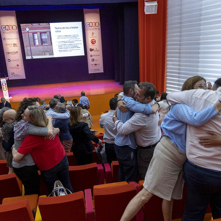 CREA NETWORKING CONFERENCIA EMILIO DURO EL BATEL CARTAGENA