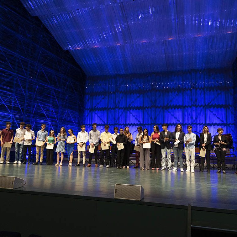 GALA DE CLAUSURA Y ENTREGA DE PREMIOS CERTAMEN ‘ENTRE CUERDAS Y METALES’ EL BATEL CARTAGENA