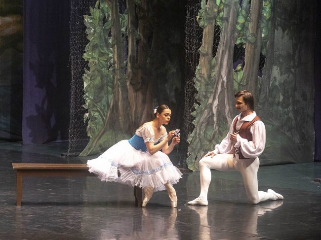 INTERNATIONAL BALLET COMPANY PRESENTA GISELLE EL BATEL CARTAGENA