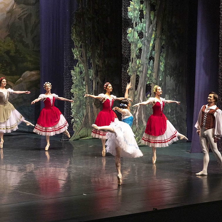 INTERNATIONAL BALLET COMPANY PRESENTA GISELLE EL BATEL CARTAGENA