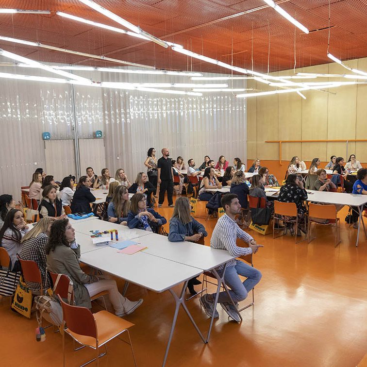 JORNADAS EDUCATIVAS EDELVIVES 'CÓMETE EL MUNDO' EL BATEL CARTAGENA