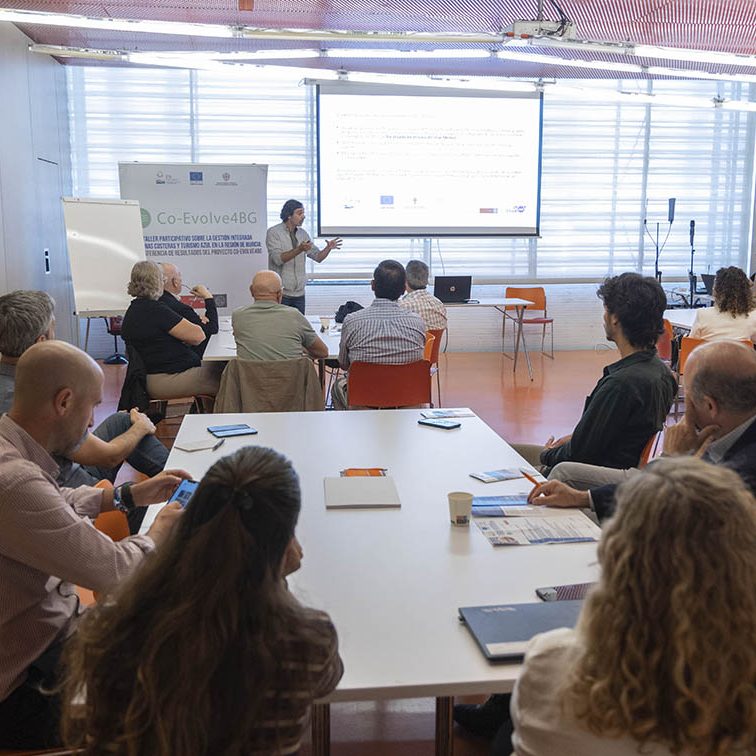 TALLER PARTICIPATIVO SOBRE LA GESTIÓN INTEGRADA DE ZONAS COSTERAS Y TURISMO AZUL EN LA REGIÓN DE MURCIA TRANSFERENCIA DE RESULTADOS DEL PROYECTO CO-EVOLVE4BG EL BATEL CARTAGENA