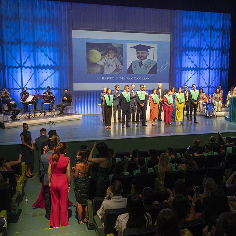 ISEN CENTRO UNIVERSITARIO ACTO DE GRADUACIÓN UNIVERSITARIOS EL BATEL CARTAGENA