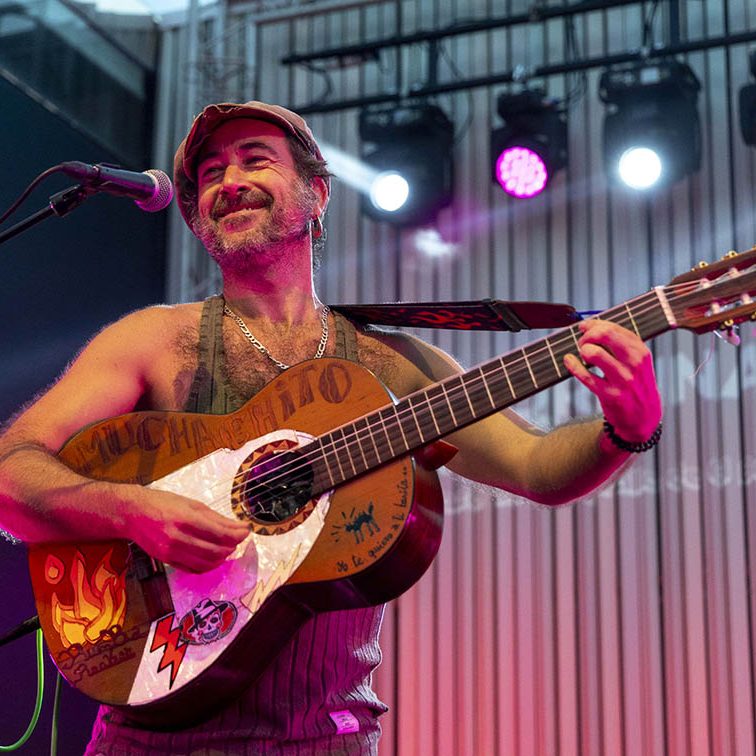 MUCHACHITO BOMBO INFIERNO EN LAS XTRAORDINARY NIGHTS EL BATEL CARTAGENA