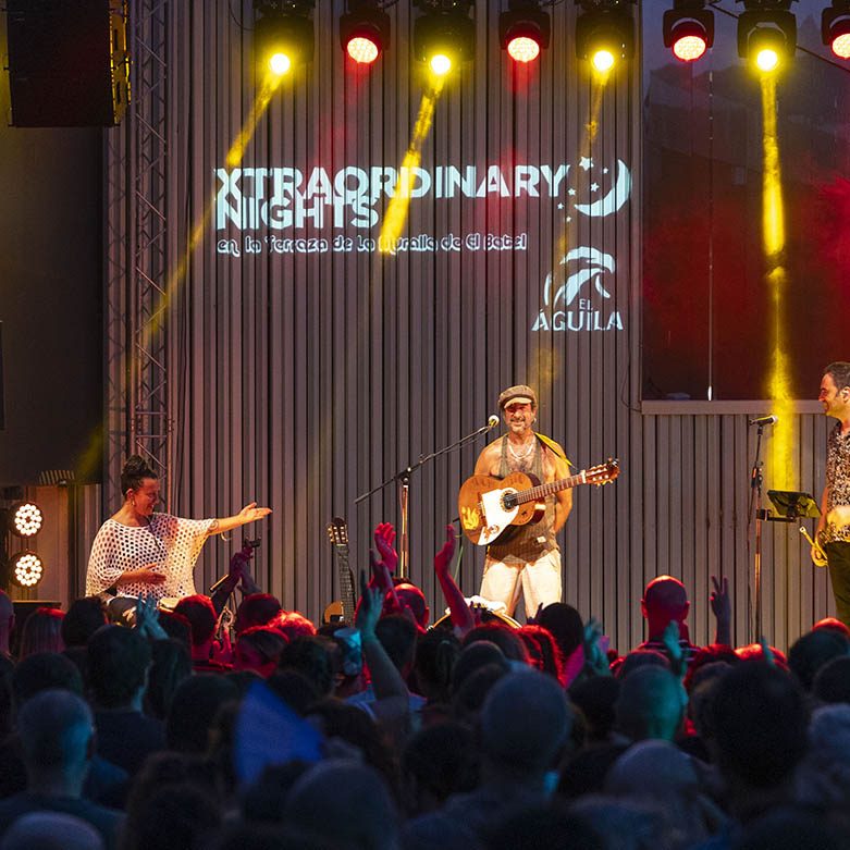 MUCHACHITO BOMBO INFIERNO EN LAS XTRAORDINARY NIGHTS EL BATEL CARTAGENA