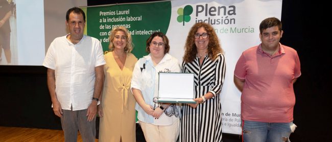 RECONOCIMIENTO PREMIOS LAUREL EL BATEL CARTAGENA