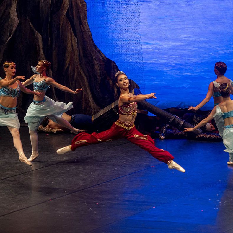 BALLET DE KIEV PRESENTA EL CORSARIO EL BATEL CARTAGENA