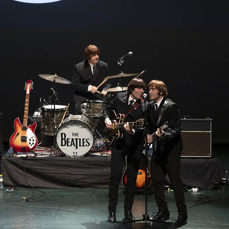 ABBEY ROAD PRESENTAN THE BEATLES SHOW EL BATEL CARTAGENA