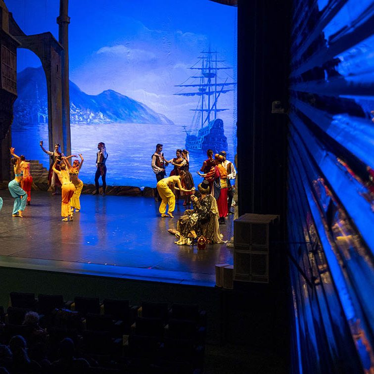 BALLET DE KIEV PRESENTA EL CORSARIO EL BATEL CARTAGENA