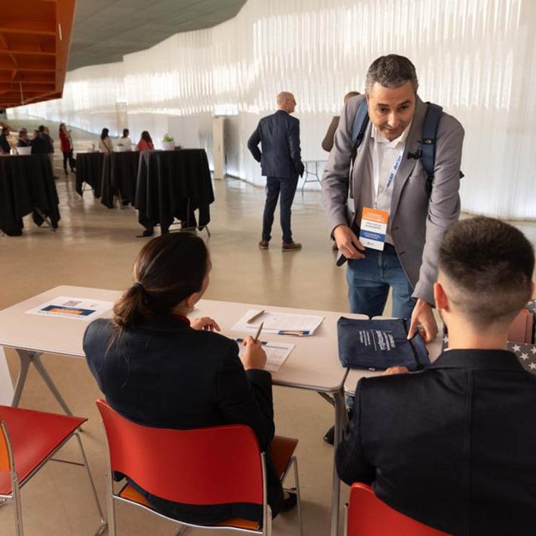 XI CONGRESO DE LA SOCIEDAD MURCIANA DE REUMATOLOGÍA EL BATEL CARTAGENA