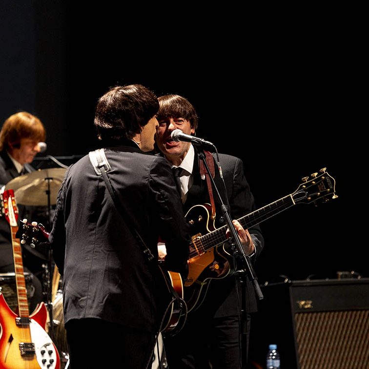 ABBEY ROAD PRESENTAN THE BEATLES SHOW EL BATEL CARTAGENA
