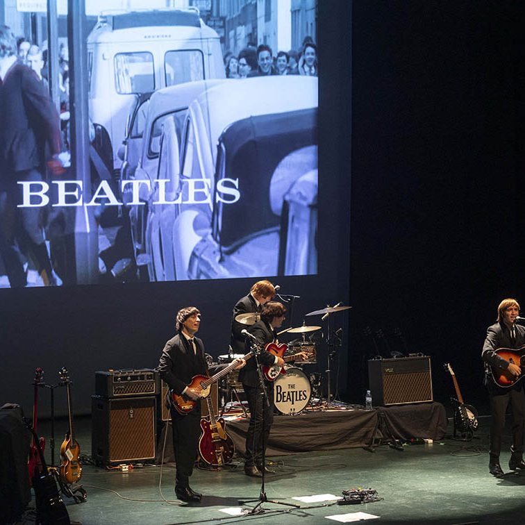 ABBEY ROAD PRESENTAN THE BEATLES SHOW EL BATEL CARTAGENA