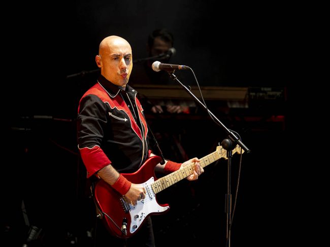 bROTHERS iN bAND presentando: ‘The Very Best of dIRE sTRAITS’ EL BATEL CARTAGENA