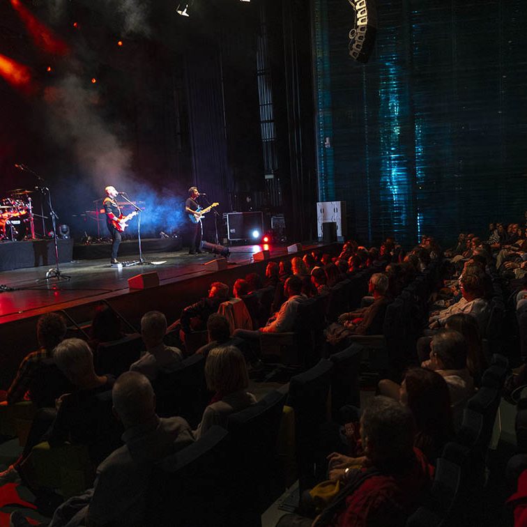 bROTHERS iN bAND presentando: ‘The Very Best of dIRE sTRAITS’ EL BATEL CARTAGENA