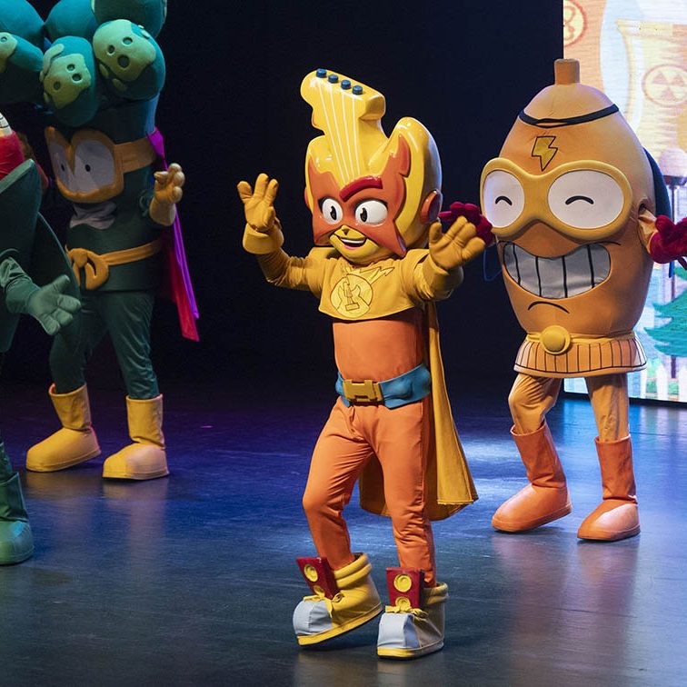 SUPERTHINGS 'LIVE, SING AND PARTY' EL BATEL CARTAGENA