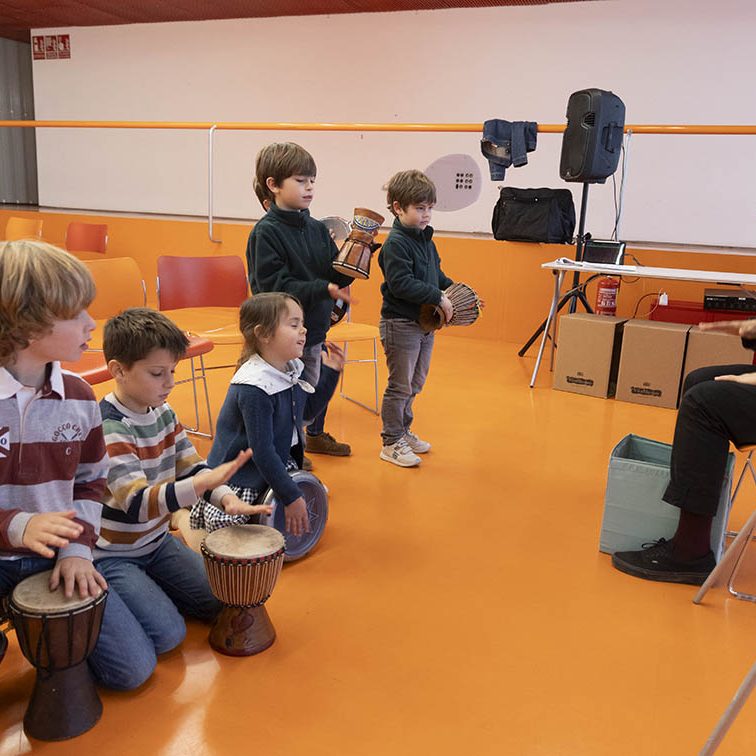 TALLERES INFANTILES NAVIDEÑOS 'MI PEQUEÑO AUDITORIO' EL BATEL CARTAGENA