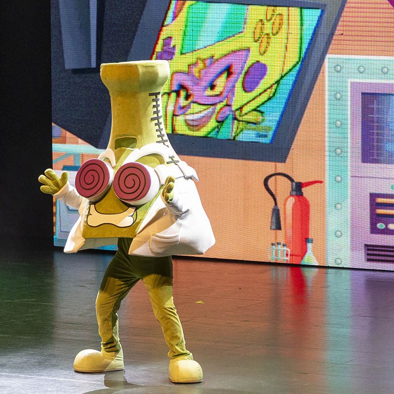 SUPERTHINGS 'LIVE, SING AND PARTY' EL BATEL CARTAGENA