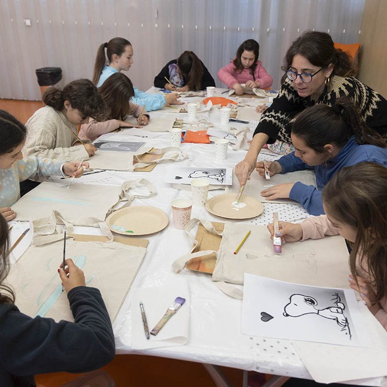 TALLERES INFANTILES NAVIDEÑOS 'MI PEQUEÑO AUDITORIO' EL BATEL CARTAGENA