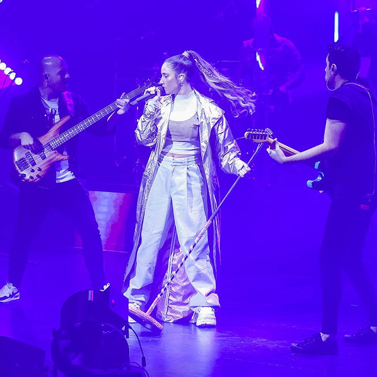 INDIA MARTÍNEZ PRESENTA 'NUESTRO MUNDO TOUR' EL BATEL CARTAGENA