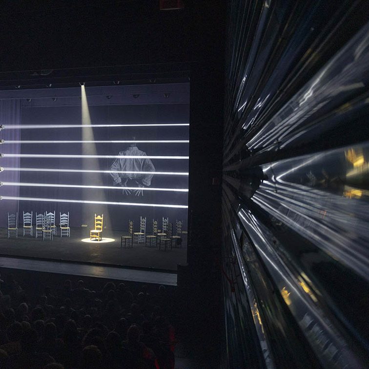 SARA BARAS PRESENTA ‘VUELA’ EL BATEL CARTAGENA