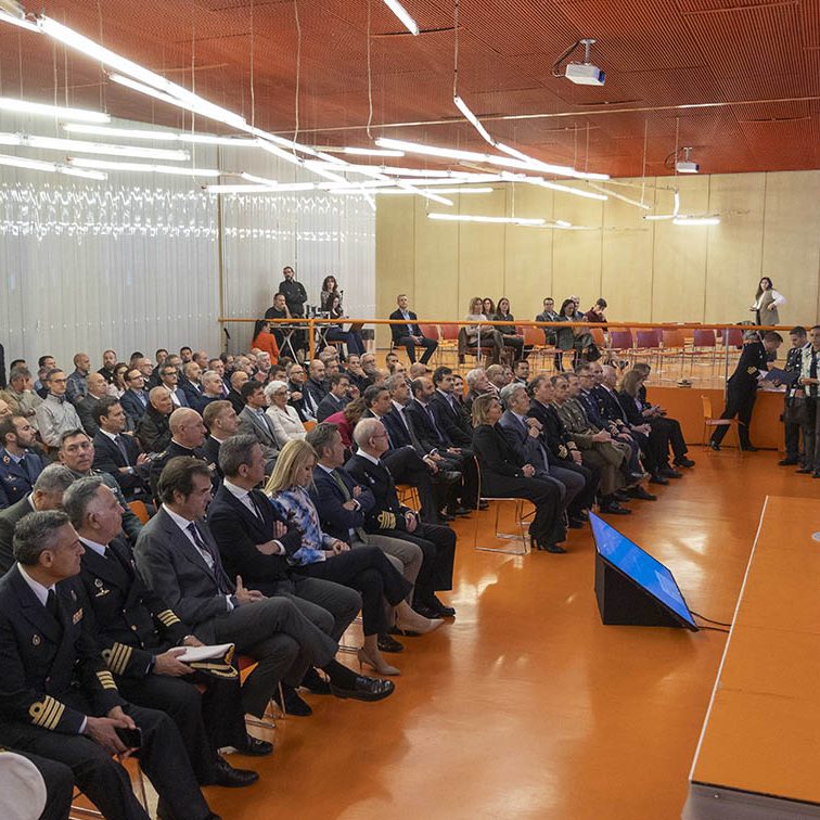 AULA DE SEGURIDAD Y FUERZAS ARMADAS - LA VERDAD EL BATEL CARTAGENA