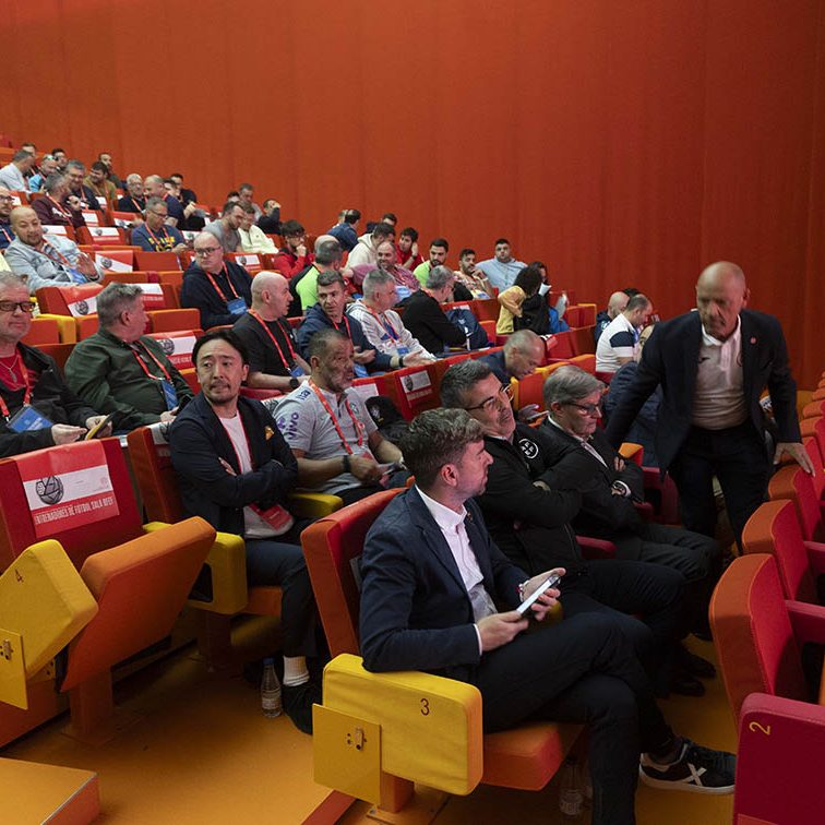 III CONGRESO INTERNACIONAL DE ENTRENADORES DE FÚTBOL SALA RFEF EL BATEL CARTAGENA