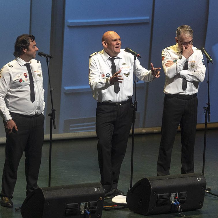 COMANDANTE LARA Y CIA 'VIAJE CON NOSOTROS' EL BATEL CARTAGENA