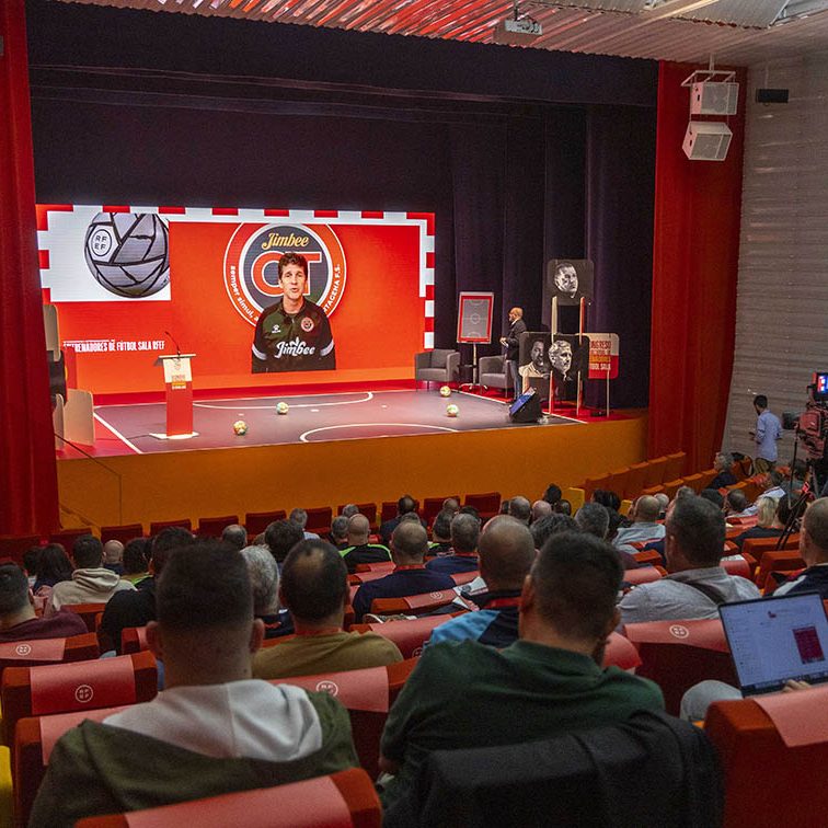 III CONGRESO INTERNACIONAL DE ENTRENADORES DE FÚTBOL SALA RFEF EL BATEL CARTAGENA