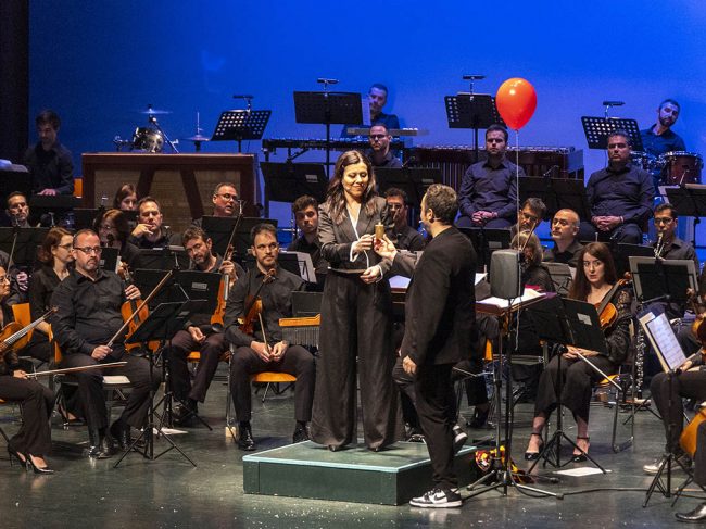 CONCIERTO EN FAMILIA de la OSRM 'EL APRENDIZ DE BRUJO' CON JORGE BLASS EL BATEL CARTAGENA