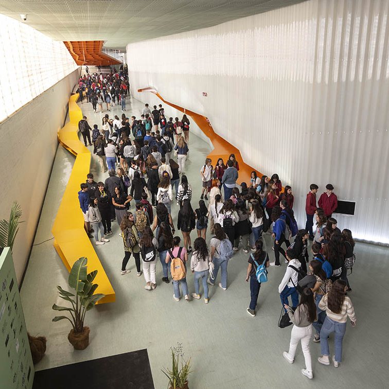 ENCUENTRO CON LOS AUTORES PREMIOS HACHE EL BATEL CARTAGENA