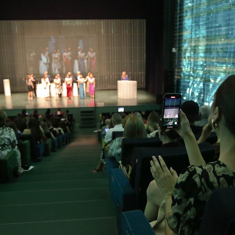 ACTO DE IMPOSICIÓN DE BECAS 2024 de ISEN CENTRO FORMACIÓN PROFESIONAL EL BATEL CARTAGENA