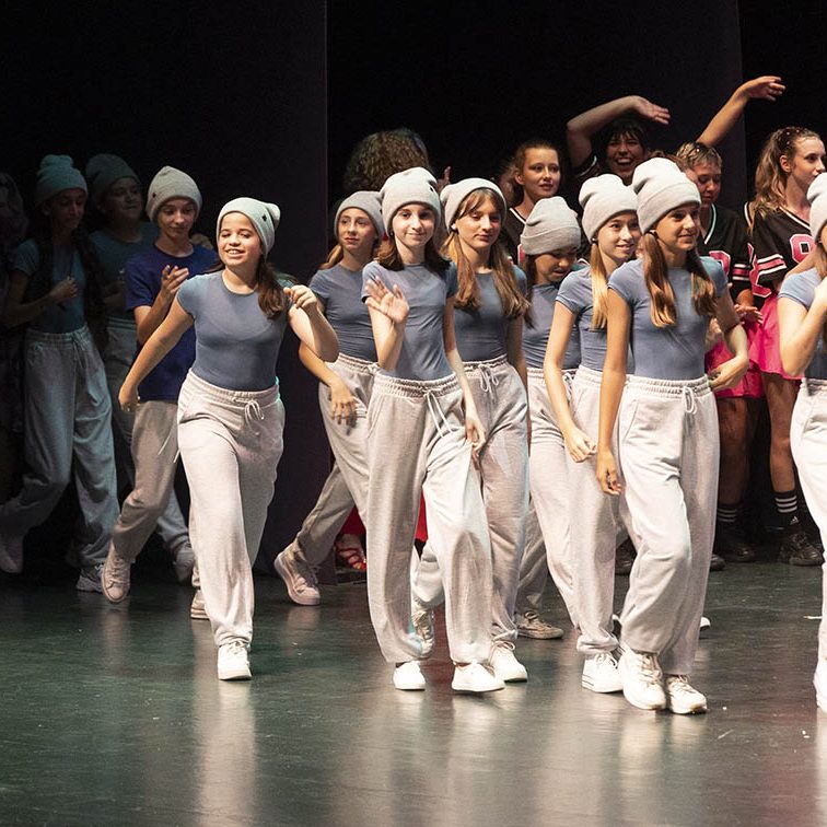 XIII GALA FIN DE CURSO ISA & CRISTOPHER ESCUELA DE BAILE EL BATEL CARTAGENA