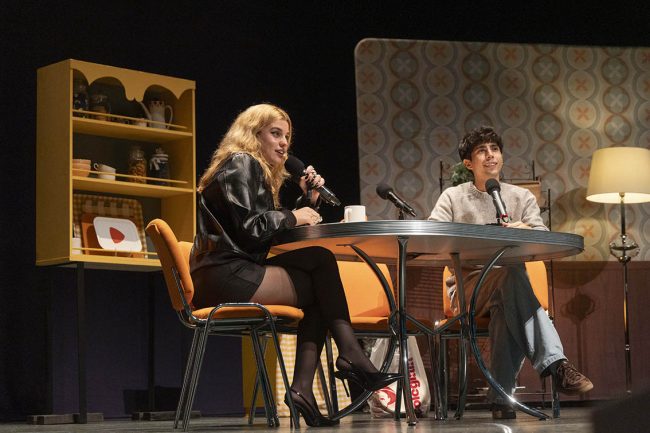 LA PIJA Y LA QUINQUI EL BATEL CARTAGENA LA PIJA Y LA QUINQUI EL BATEL CARTAGENA