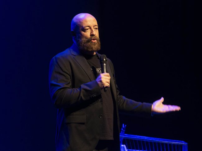 GOYO JIMÉNEZ PRESENTA 'MISSERY CLASS' EL BATEL CARTAGENA