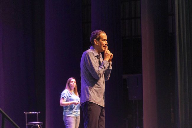 MACROCUENTO CON ROBERTO SANTIAGO