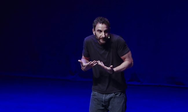 DANI ROVIRA PRESENTA ‘VALE LA PENA’